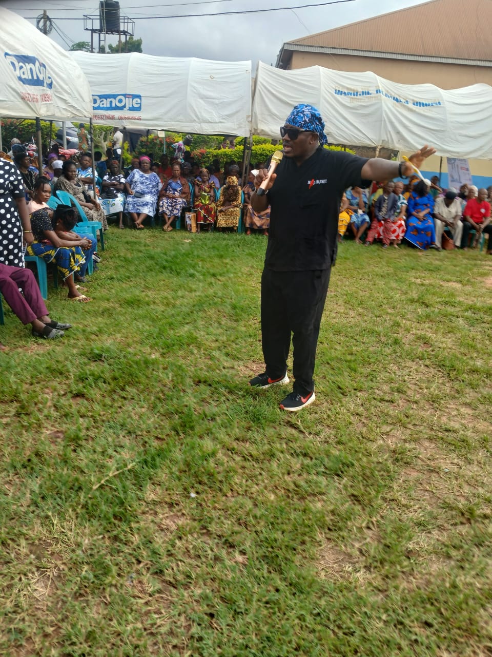 Uromi Outreach — Dental screening and treatment for community members (Photo 20)